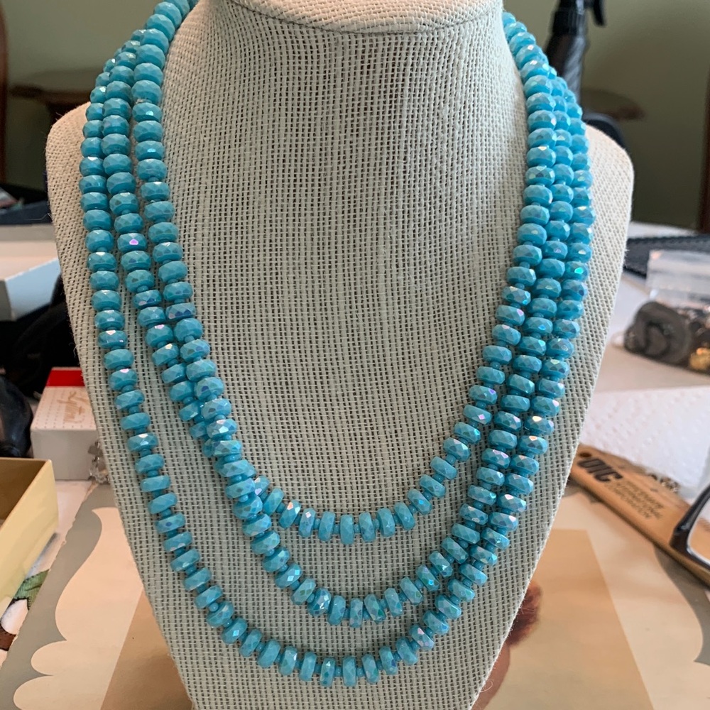 Vintage turquoise blue faceted beads& earrings